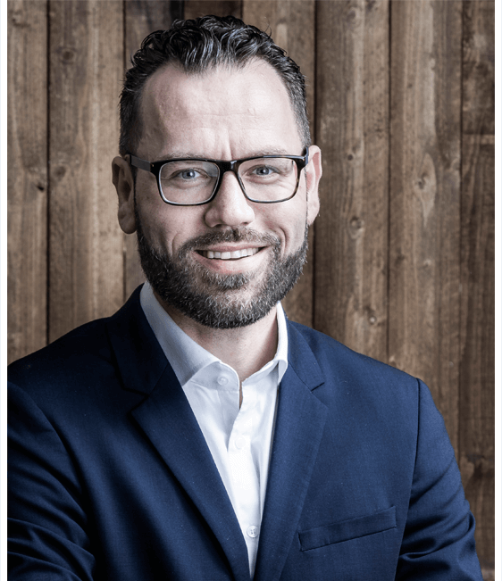 Tino Engel Portrait